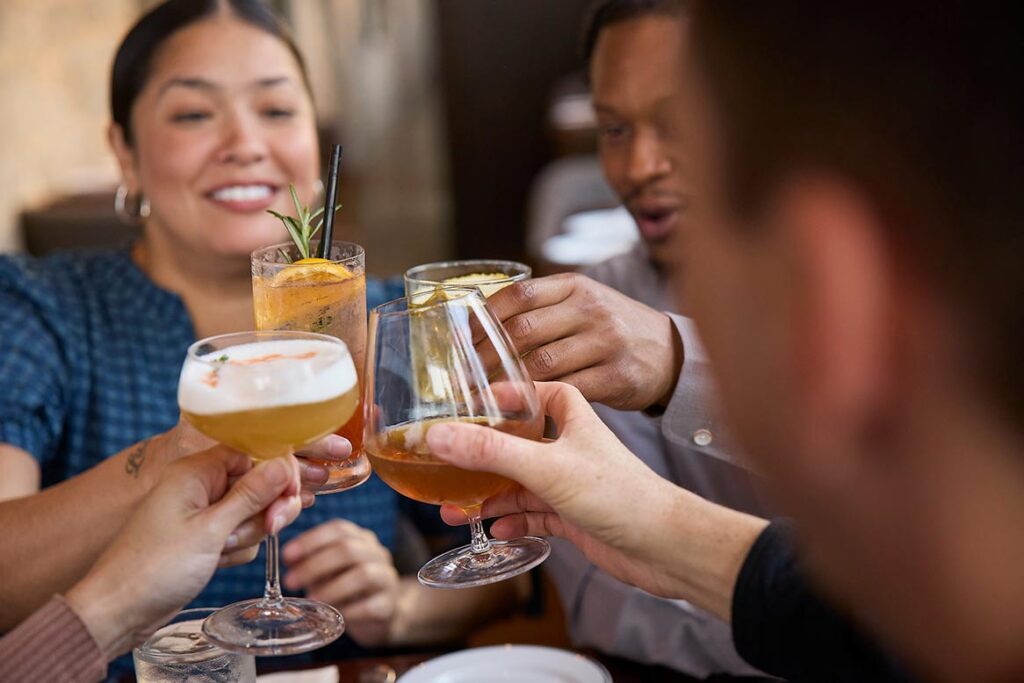 BMW Golf Championship: Where to Watch with Food & Drink Specials Featured Image